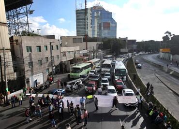 Por bloqueos de transportistas, oficinas públicas y privadas permitieron hacer "home office"