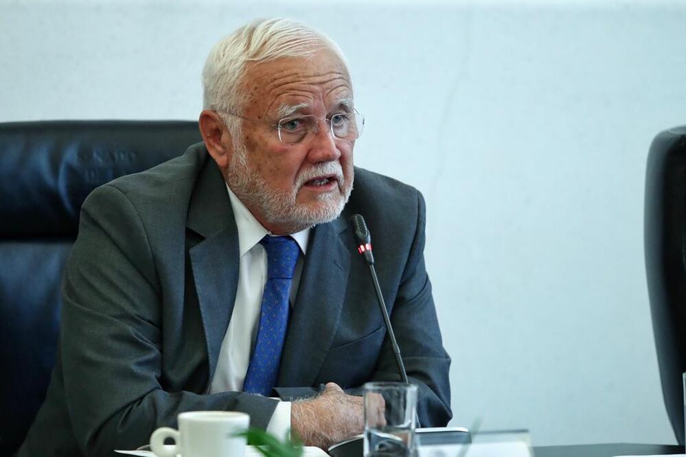 José Alonso Novelo Baeza, titular de la Comisión Federal para la Protección contra los Riesgos Sanitarios / Diego Simón Sánchez. EL UNIVERSAL