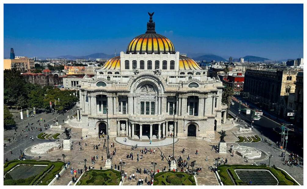 El desfile de la Carrera Panamericana que pasará por la CDMX este 2023 tendrá uno de sus arcos de meta en los alrededores del Palacio de Bellas Artes. Imagen: Unsplash