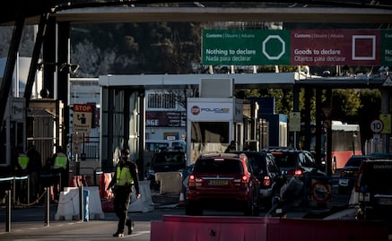 Unión Europea y Reino Unido firman acuerdo que pone fin a controles fronterizos entre Gibraltar y España; entra en vigor esta semana