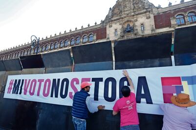 Presidencia arremete contra ministro Laynez por freno a plan B