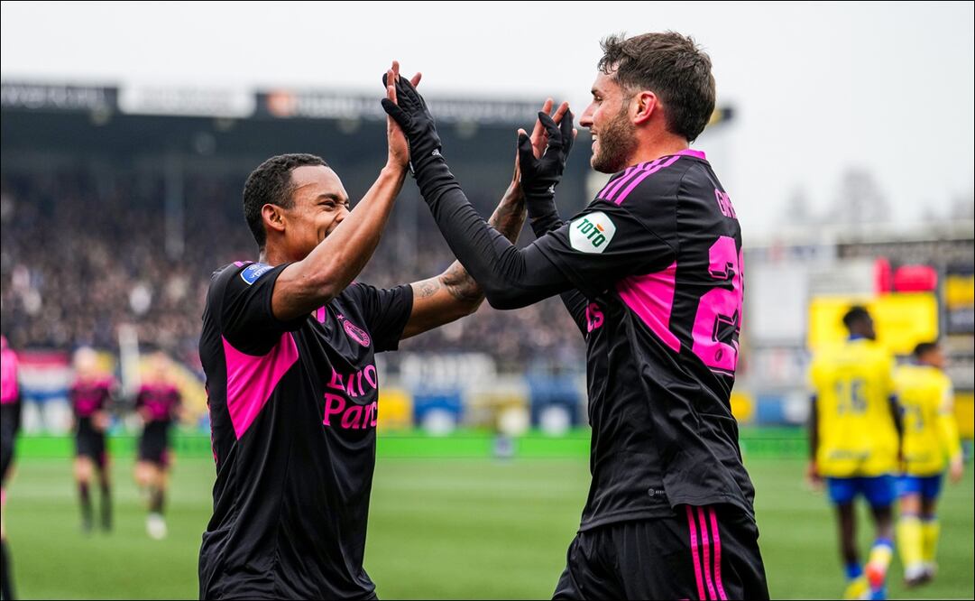 Santiago Giménez anotó ante el Cambuur - Foto: @Feyenoord