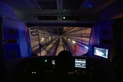 En circulación, el sexto tren automatizado en la L1 del Metro