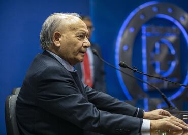 Mexican authorities issue arrest warrant against Cruz Azul's director Guillermo Álvarez