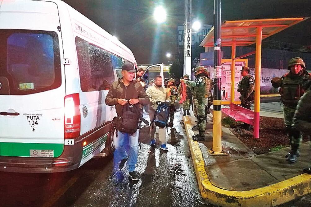 La Guardia Nacional realiza operativos en la autopista México-Puebla en distintas horas y tramos, en la vía que registra el mayor número de atracos. Foto: ESPECIAL