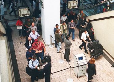 Aerolíneas dicen no controlar el equipaje