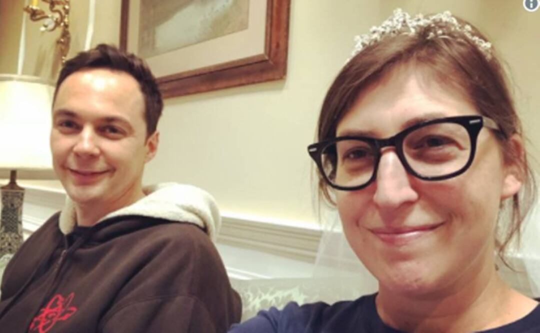 Mayim Bialik compartió algunos detalles de la boda FOTO: TWITTER