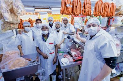 Emplean a migrantes en Central de Abasto