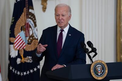 Biden ofrece cerrar la frontera si pasan acción migratoria