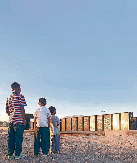 Se estima que al menos 30 mil menores han sido reclutados para actividades delictivas.