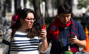 Las personas y empresas están obligadas a vincular líneas telefónicas a su CURP o RFC. Foto: Archivo / EL UNIVERSAL