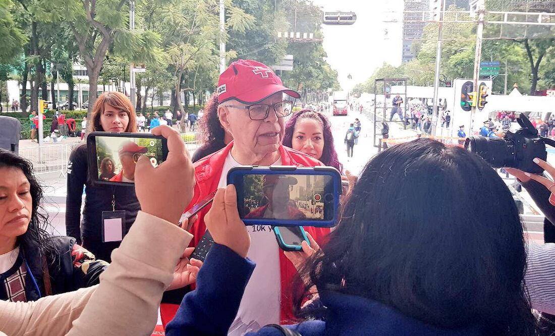 José Narro Robles, secretario de Salud, dijo que el hospital de Juchitán es la unidad médica más afectada y aunque no es la única, tuvo que ser desalojada e inhabilitada (Foto: tomada de @JoseNarroR)