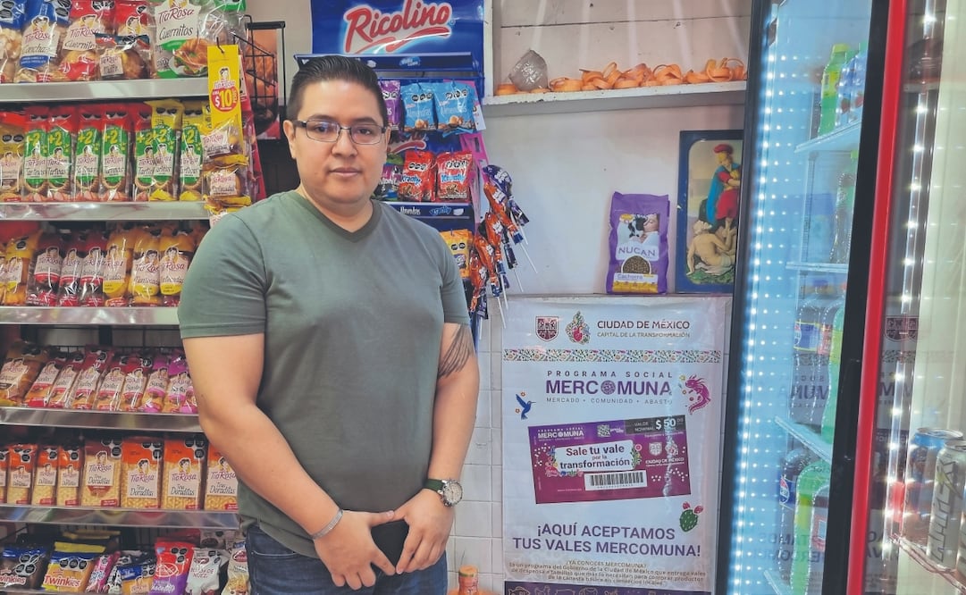 Los diferentes negocios que participan en el programa cuentan con una pancarta en la que se indica que en dicho establecimiento se reciben los vales, que tienen una denominación de 100 y 50 pesos. Fotos: de Frida Sánchez