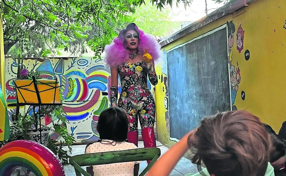 Percha considera asistir el domingo 15 a la FIL, pues señala que no han recibido una cancelación oficial para el evento “Cuenti drags”. Foto: Colectivo Percha