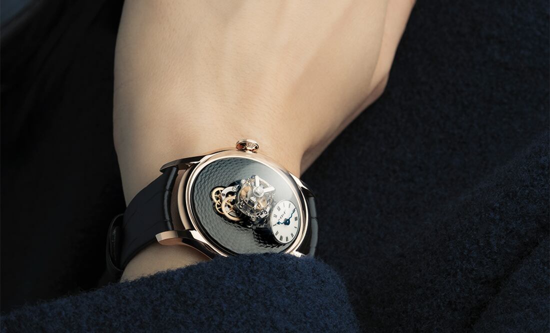 LM FlyingT llega en dos nuevas ediciones tras las últimas versiones con diamantes engastados.