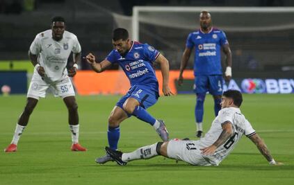 Resultado: Cruz Azul rescata el empate ante Querétaro; Mier se equivoca y Toro Fernández salva a La Máquina