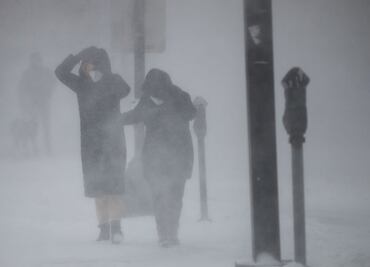 Qué es la "bombogénesis", el fuerte fenómeno meteorológico que azota el noreste de EU
