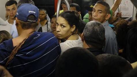 De moderno a sufrir la crisis; así se ha deteriorado el metro de Caracas