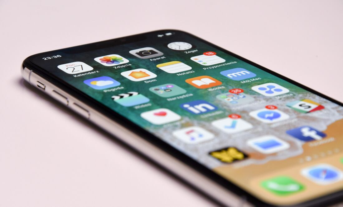 Ante la guerra comercial entre China y EU, Apple está pensando en trasladar la producción del smartphone a otro país