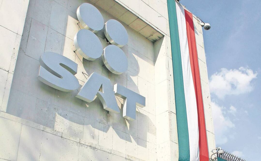 El SAT notificó a titulares de la banca de fomento. Foto: Archivo/EL UNIVERSAL