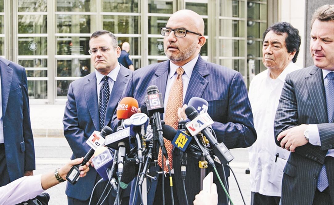 Eduardo Balarezo, parte del equipo de abogados que defiende a Joaquín "El Chapo" Guzmán. Foto: EFE