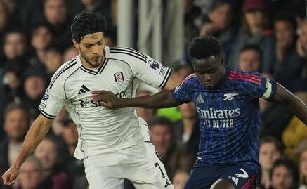Raúl Jiménez fue titular en derrota del Fulham frente al Arsenal