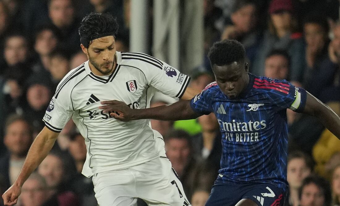 Fulham cae ante Arsenal con Raúl Jiménez como titular / Foto: AP