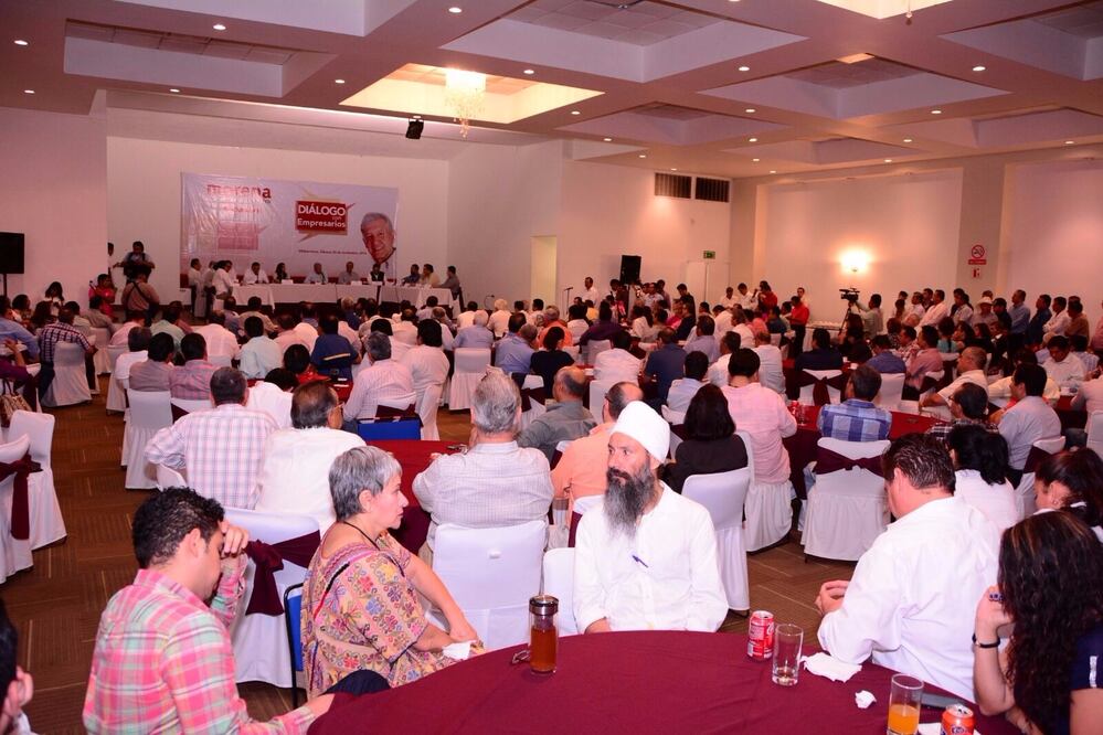 El dirigente de Morena realiza una gira por Tabasco. Fotos: Luma López/ EL UNIVERSAL