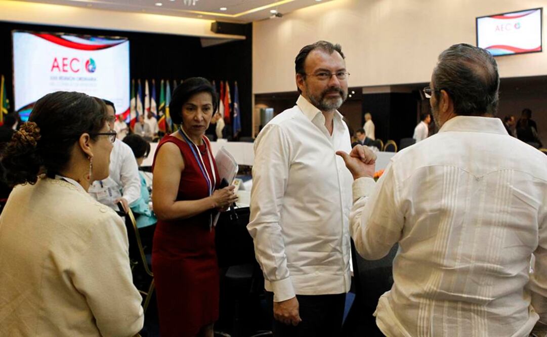 Cuba ratifica solidaridad a México frente a plan de EU de construir muro