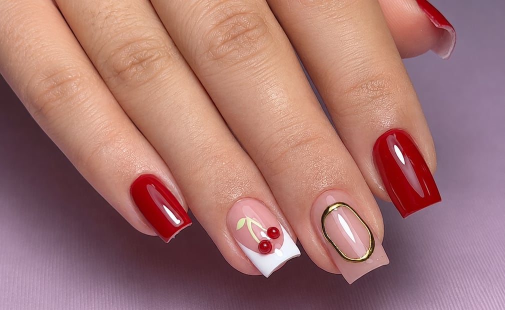 Puedes adaptar el diseño de estas uñas a tu gusto. Foto: Instagram @diamanterosanails