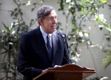 Cuauhtémoc Cárdenas pide firmas en apoyo a Marichuy