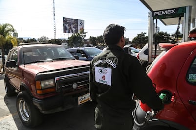 Dos días varado en Morelia sin poder regresar a Guadalajara por desabasto de gasolina