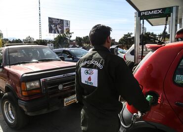 Dos días varado en Morelia sin poder regresar a Guadalajara por desabasto de gasolina