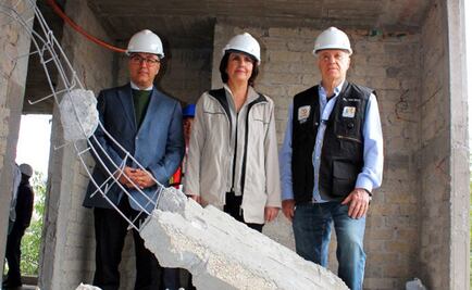 Inicia demolición de pisos en 32 obras ilegales de CDMX