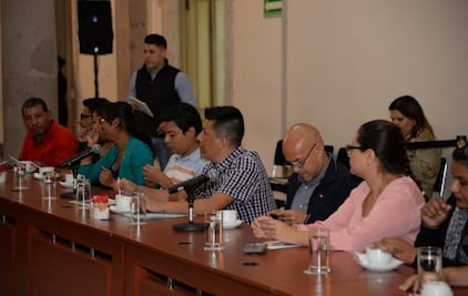 Padres de niños con cáncer y de menores trasplantados acuden a diálogo con Segob