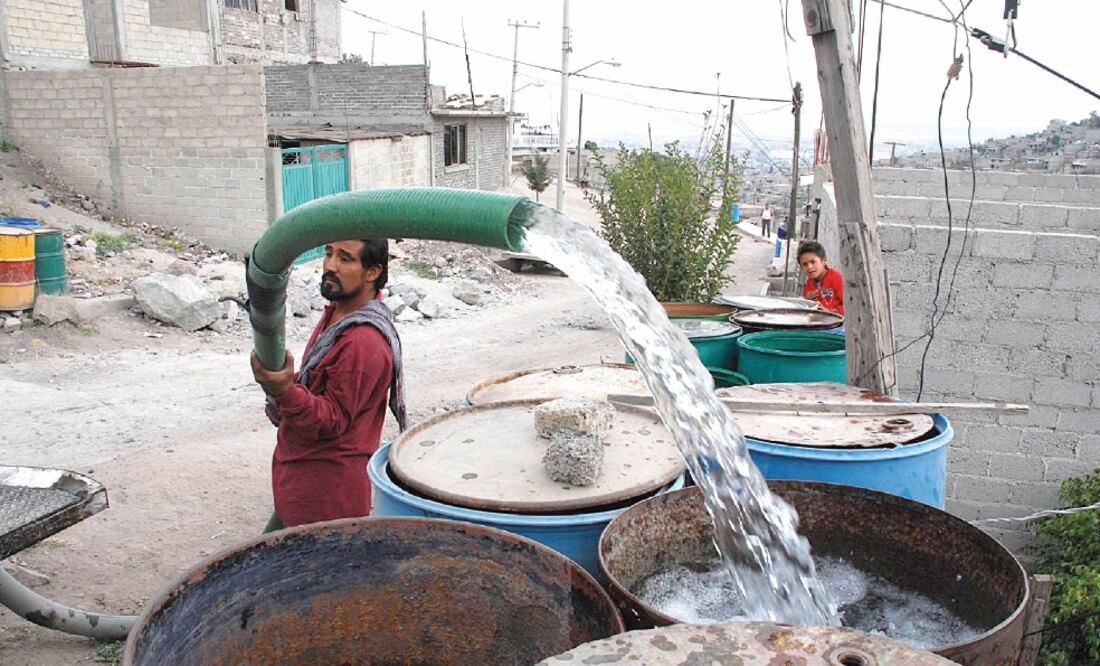 El suministro de agua se ha reducido a menos de la mitad desde 1970, creando ya una situación de emergencia en algunos sitios del país y del mundo. Foto: Archivo/El Universal