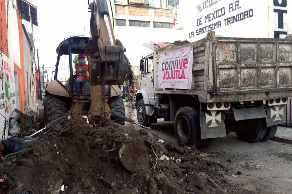 Entre las actividades de "Unidos por Morelos" se encuentra empadronar a las personas afectadas y los daños ocasionados a su entorno, determinando la estrategia estatal a seguir para ejecutar las acciones para su atención. (CORTESÍA)