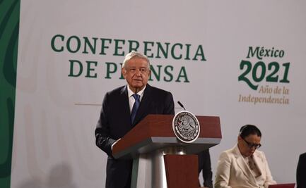 AMLO desayuna con Pietro Parolin del Vaticano en Palacio Nacional