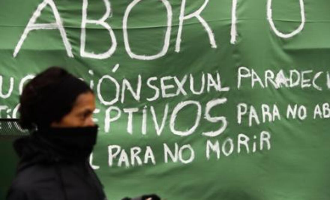 Diputados del Congreso de Guanajuato debaten la despenalización del aborto en la entidad en medio de protestas feministas y providas. Foto: Archivo