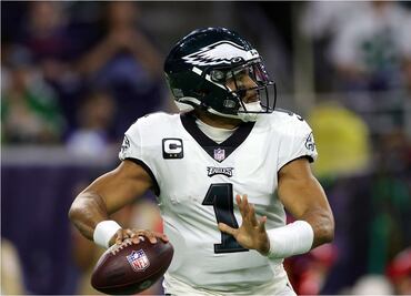 Philadelphia supera a los Texans y logran un histórico invicto