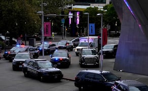 Policía en el lugar del tiroteo en Seattle. (26/07/26) Foto: AP