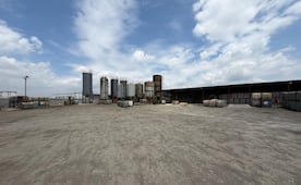 Aseguran más de un millón de litros de hidrocarburo en Apodaca; FGR catea predio y decomisa equipo industrial