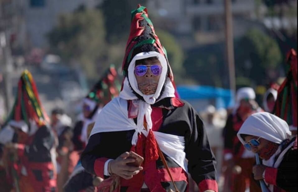 Pueblos indígenas celebran carnaval en Chiapas pese al Covid-19