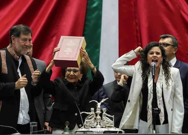 “Entrego el último informe del mejor Presidente que ha tenido el país”; Luisa María Alcalde enciende San Lázaro