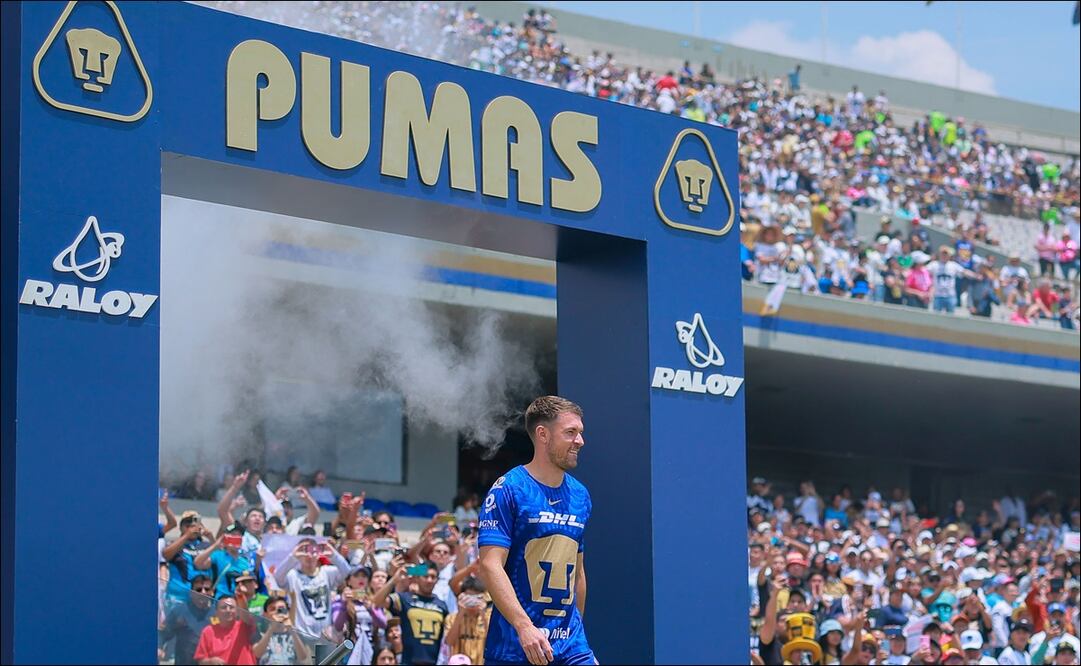 Aaron Ramsey presentado en Pumas / Foto: Imago7