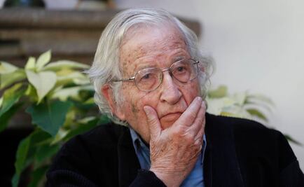 Chomsky: TLCAN, orientado a afectar la agricultura mexicana