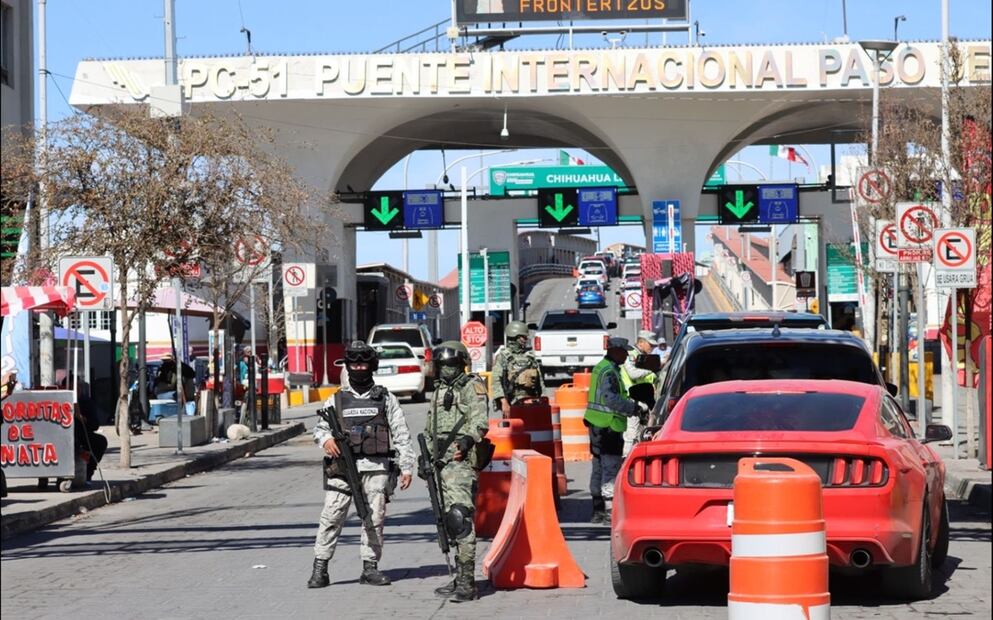 Guardia Nacional y Sedena instalan retenes en puentes internacionales de Ciudad Juárez. Foto: Paola Gamboa/EL UNIVERSAL