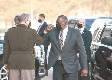 General Austin es el primer afroamericano al frente del Pentágono