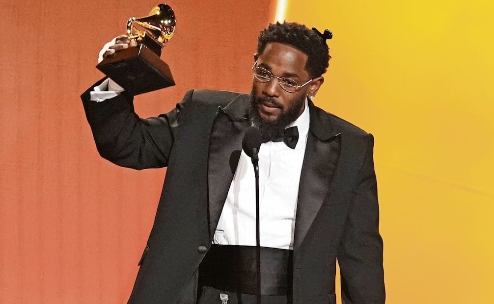 Kendrick Lamar logró cinco galardones: es el rapero más premiado del Grammy con 26. Fotos: AFP y AP