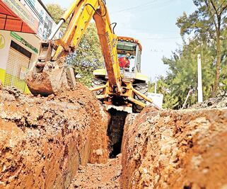 Hallan 13 socavones en una sola colonia de Ecatepec